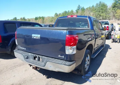 2010 Toyota Tundra Sr5 5.7L V8 из США, поврежденный, VIN 5TFDY5F13AX114493